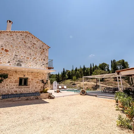 Villa Misovounous Natural Park By 