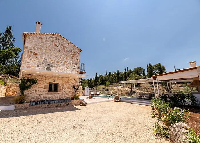 Villa Misovounous Natural Park By 